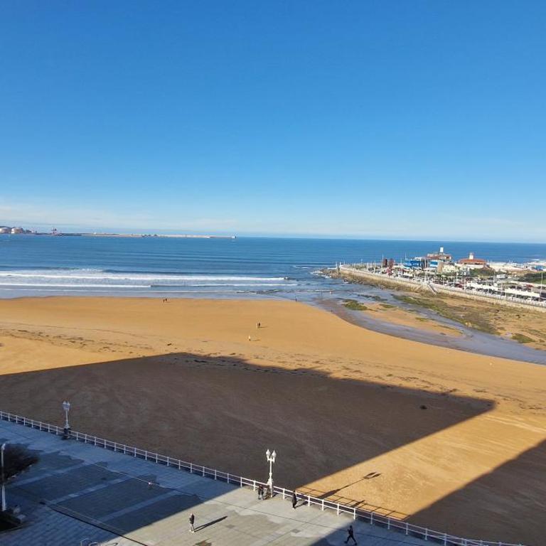 Espectacular piso 1ª Linea de Playa - Apartamento Superior de 2 dormitorios - 24