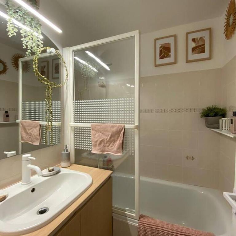 Sublime studio avec terrasse - Appartement 2 Chambres - 22