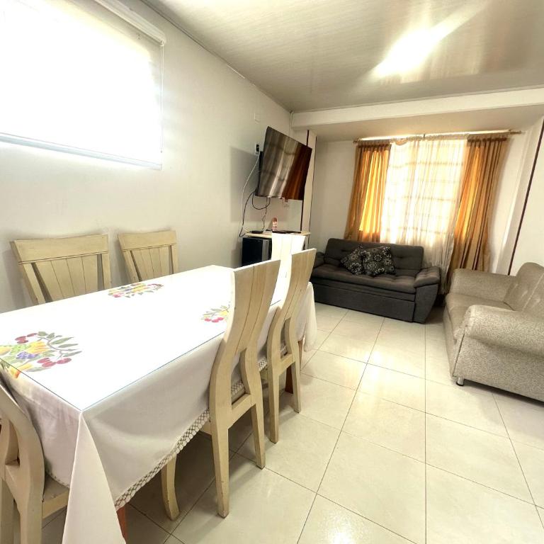 Lindo y comodo amoblado - Apartamento de 3 dormitorios - 1