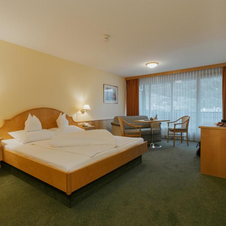 Hotel Zimba - Comfort Doppelzimmer mit Balkon und Bergblick - 3