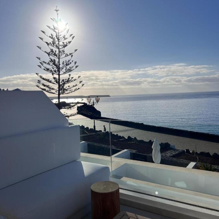 Vulcana Suite - Three-Bedroom Villa - 1