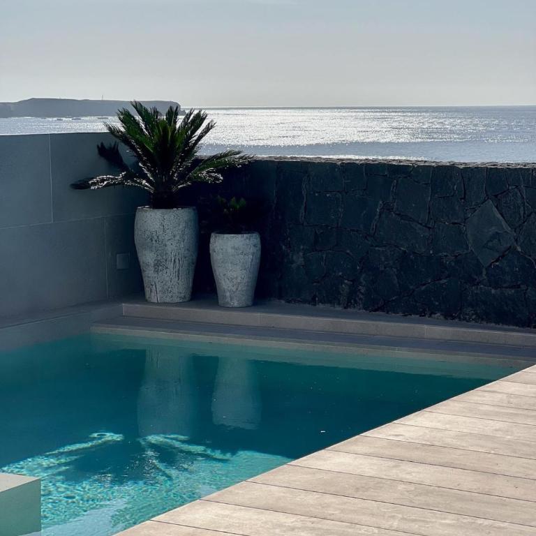 Vulcana Suite - Three-Bedroom Villa - 13