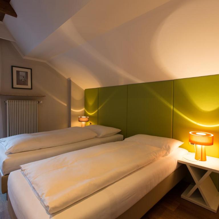 Eggentaler - Camera Standard Matrimoniale/Doppia con Letti Singoli - 5