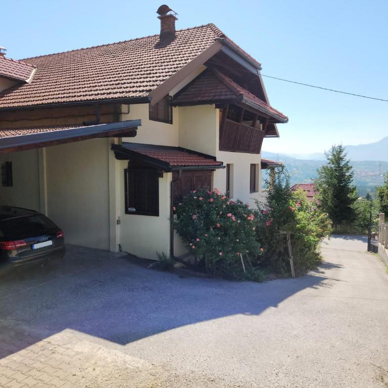 Grand AC Residence with Garden & Parking - Apartman - 1