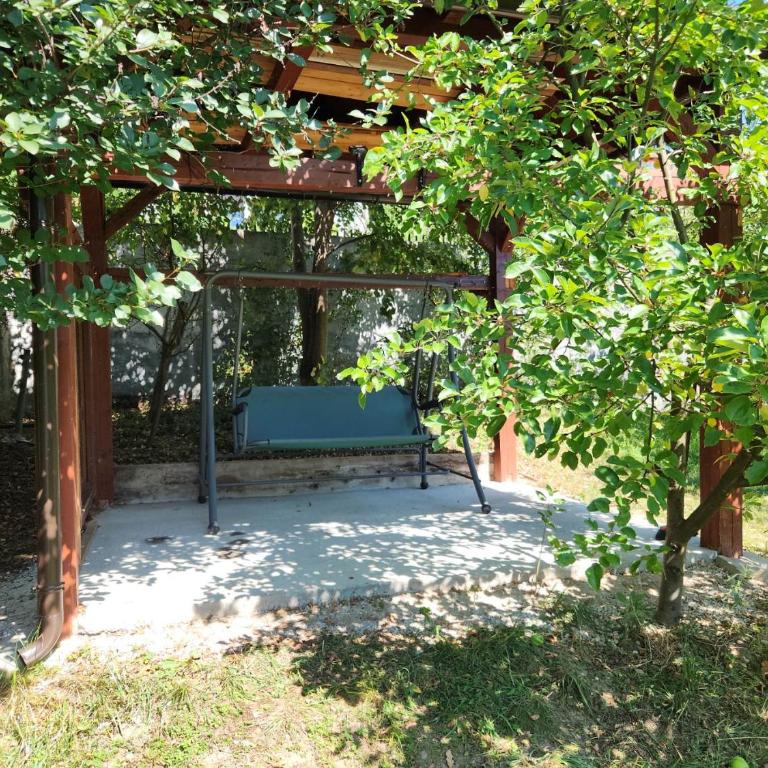 Grand AC Residence with Garden & Parking - Apartman - 3