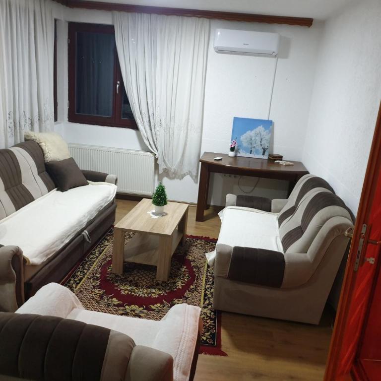 Grand AC Residence with Garden & Parking - Apartman - 5