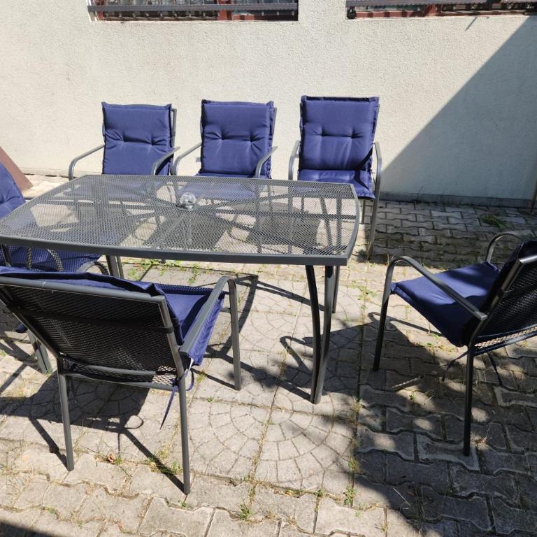 Grand AC Residence with Garden & Parking - Apartman - 8