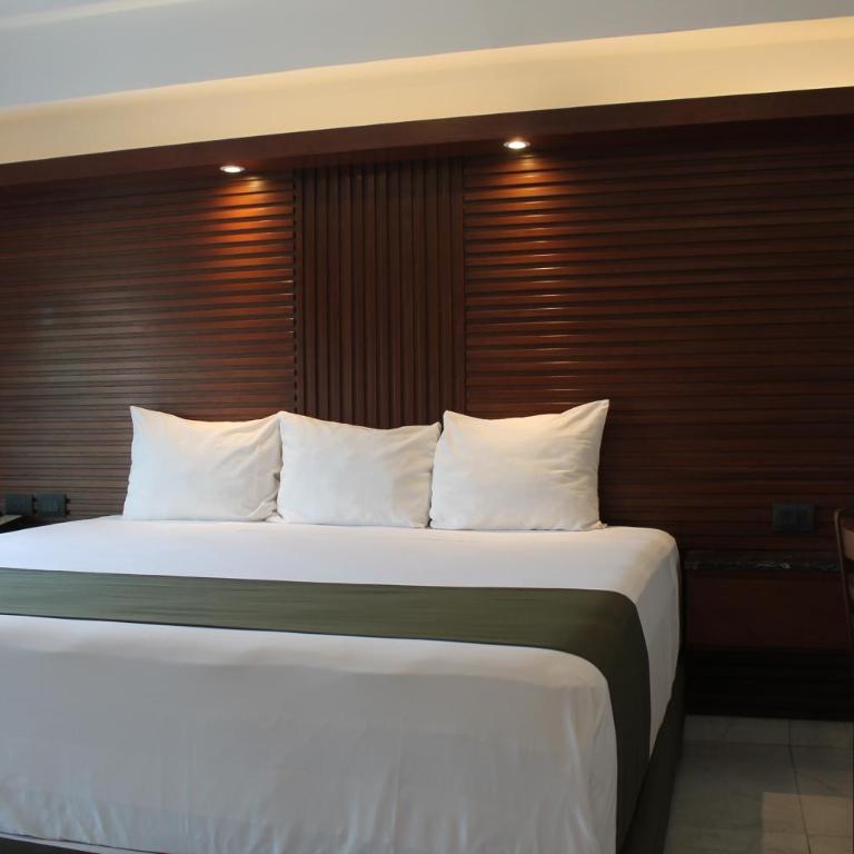 Hotel Colonial de Merida - King Room - 1