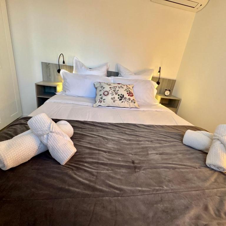 Charmant 2P Piscine - Parking - Vue mer - Antibes - Apartment mit 1 Schlafzimmer - 2