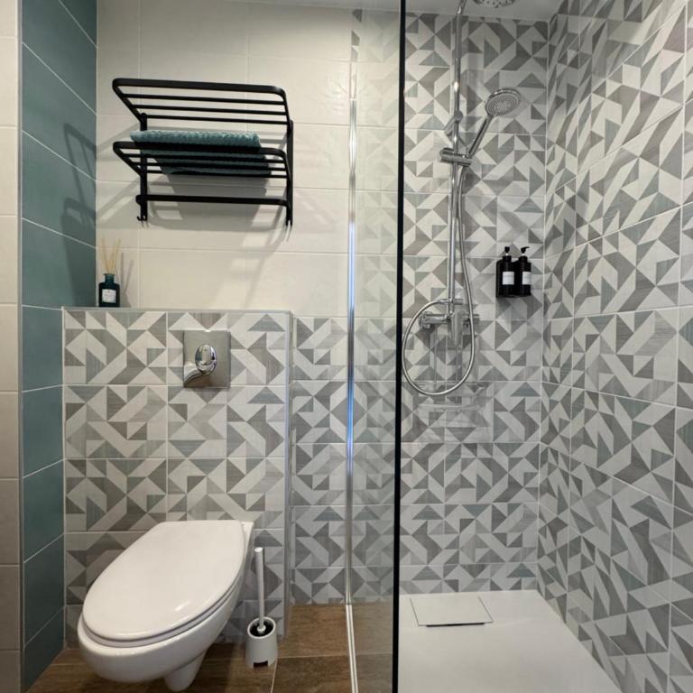 Charmant 2P Piscine - Parking - Vue mer - Antibes - Apartment mit 1 Schlafzimmer - 6