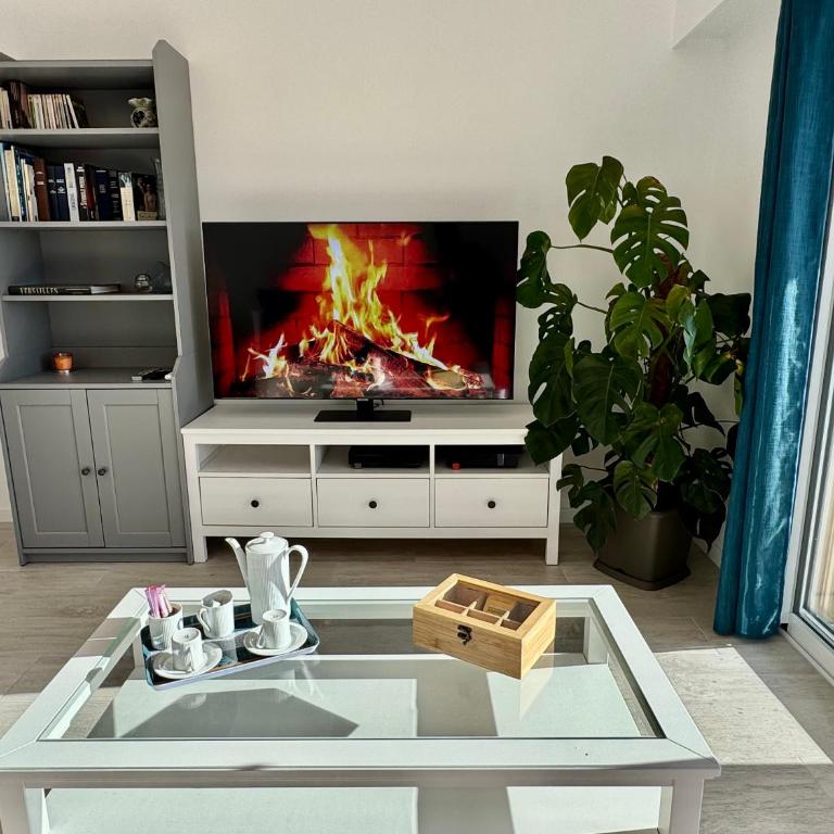 Charmant 2P Piscine - Parking - Vue mer - Antibes - Apartment mit 1 Schlafzimmer - 8