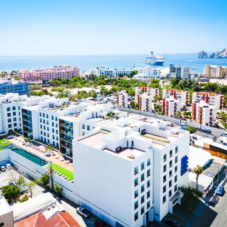 Casa Flor- Opulent, Secure, Serene Central Cabo Condo, Pool Views! - Apartamento de 2 dormitorios - 55