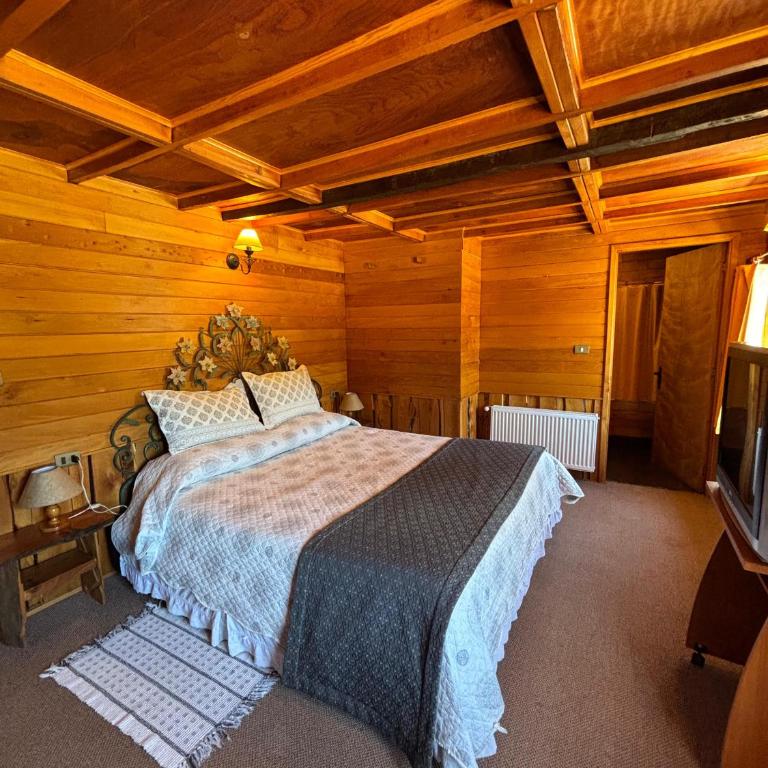Hotel Antigua Casona Patagonia - Double Room with Private Bathroom - 1