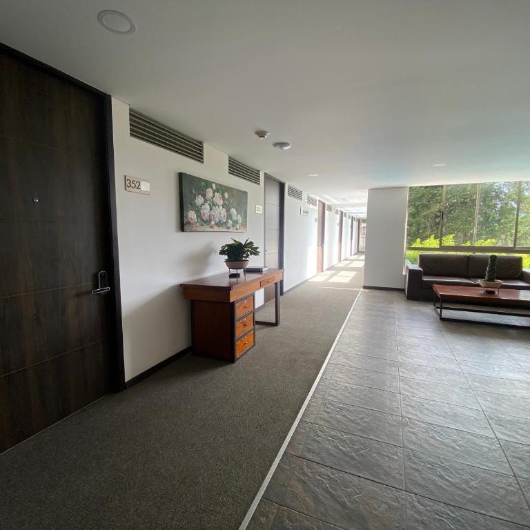 Suites de lujo en MG Hotel & suites LlanoGrande - Estudio Deluxe con cama grande - 45