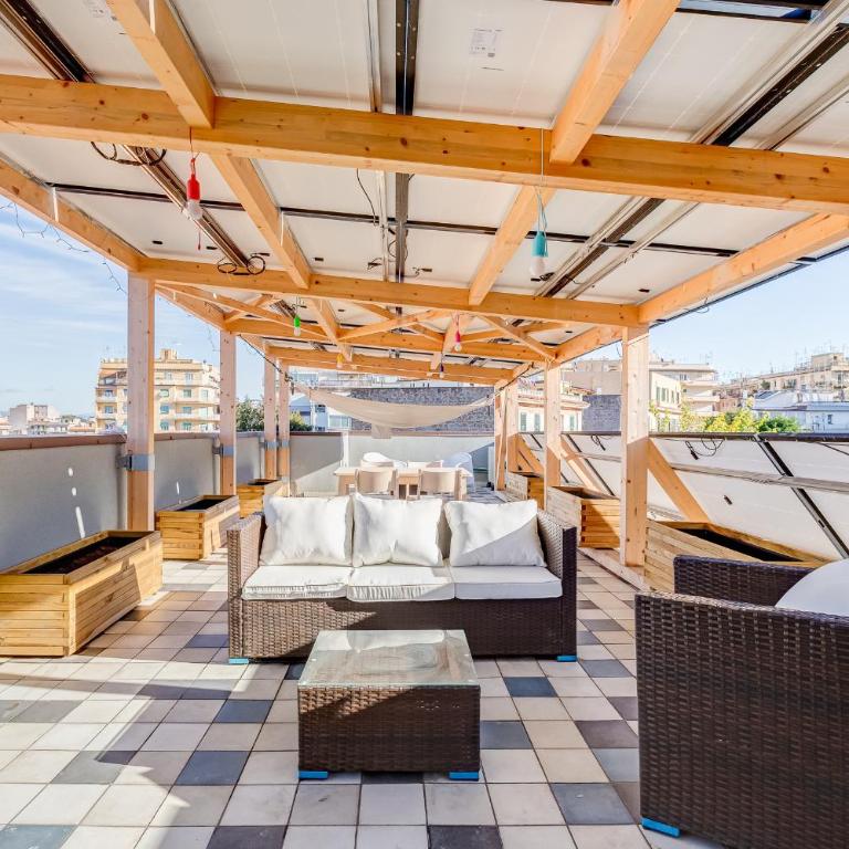Private Rooftop Terrace 3 Min Walk to Metro - Appartamento con 1 Camera da Letto - 14