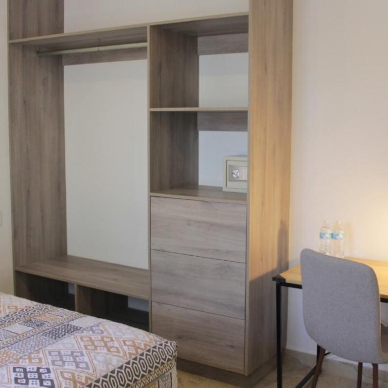 Camino de Olivos - Desayuno Incluido, Amplio Estacionamiento y AC - Standard Queen Room - 2