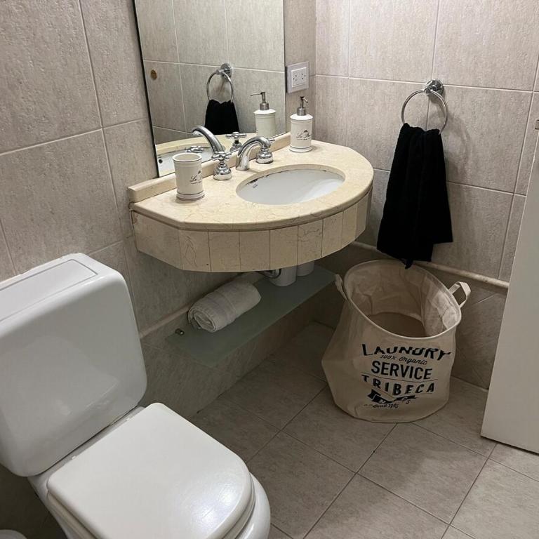 Excelente departamento en Puerto Madero - Apartamento de 2 dormitorios - 25