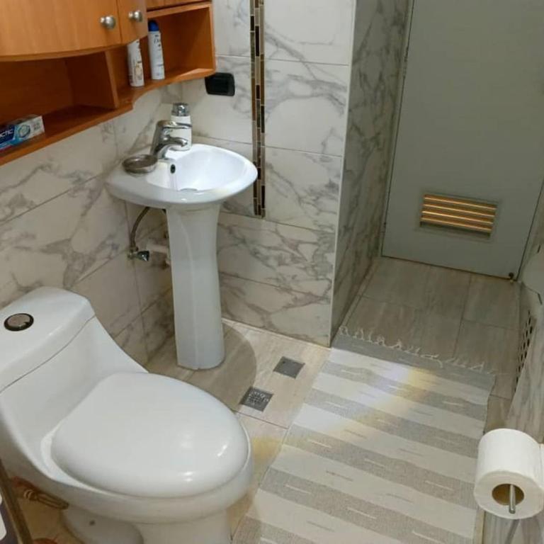 El Bosque-Chacao Apt con Terraza - One-Bedroom Apartment - 6