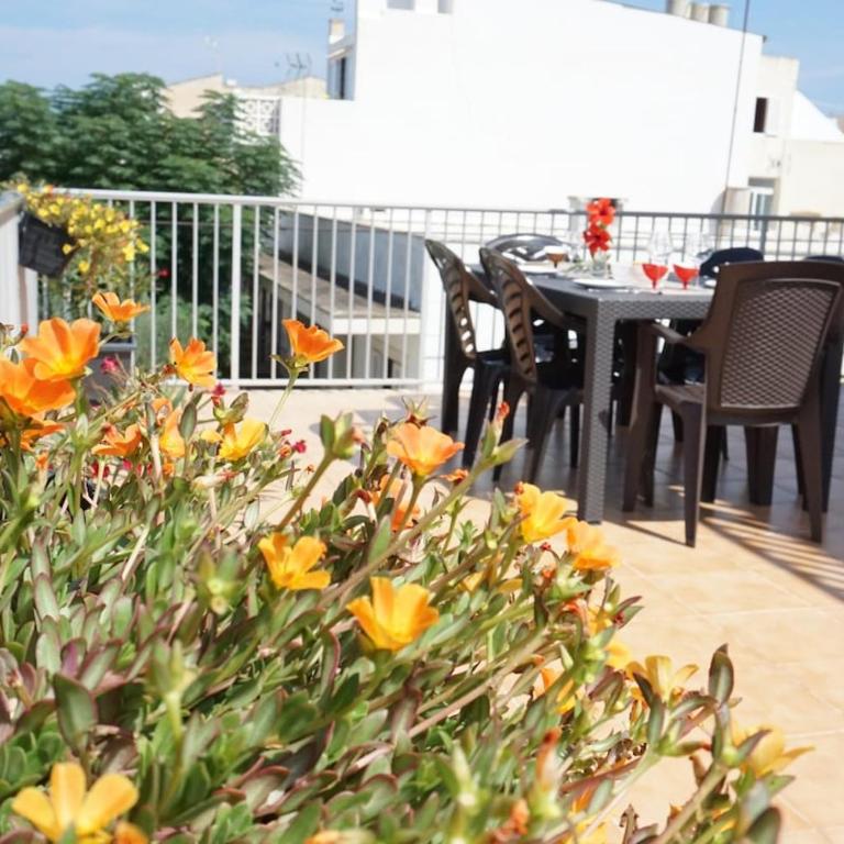 Fantastic, 100 meters from the beach - Two-Bedroom Apartment - 53