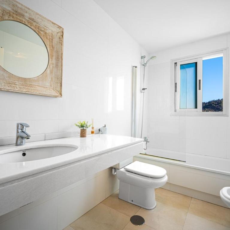 San Miguel - 2 Bed and 2 Bath - Miramar Shopping - Two-Bedroom Apartment - 23