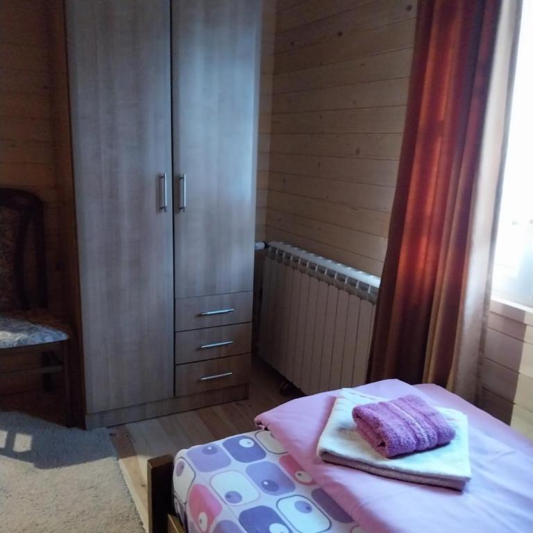 Rent a rooms - "Laki" - Twin Room - 3