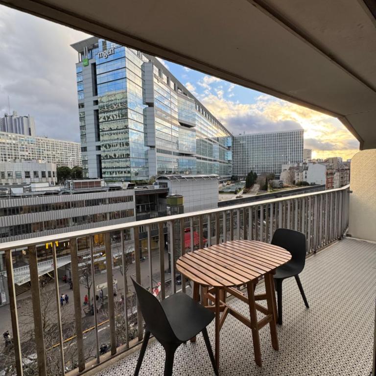 2 bedroom apartment renovated in the heart of Paris - Appartement 2 Chambres - 15