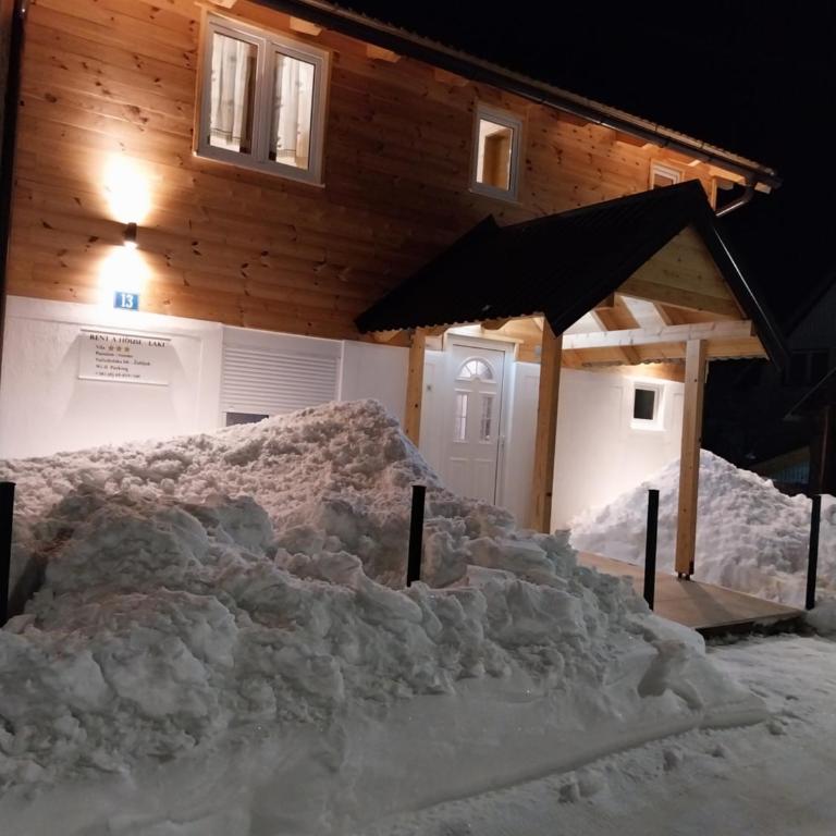 Rent a house - "Laki" - Villa - 44