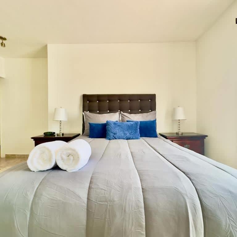 Real Del Mar Tijuana Apt for 2 guests - Apartment - 3