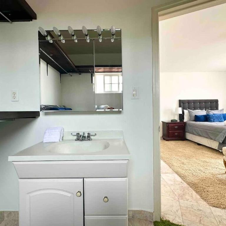 Real Del Mar Tijuana Apt for 2 guests - Apartment - 10
