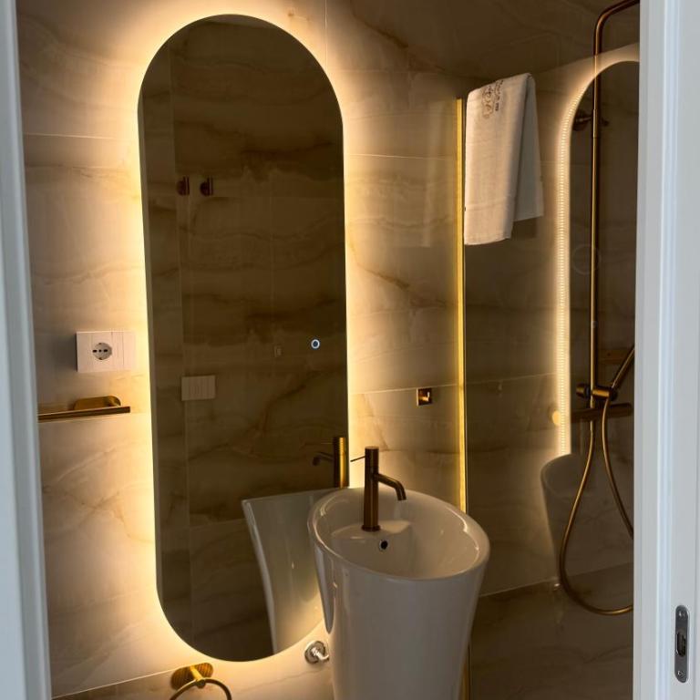 AC GOLD B&B Boutique Rooms & Suite - Suite con Balcone - 20