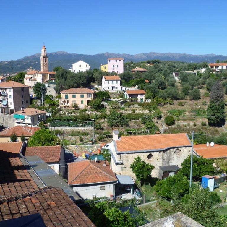 Ligurisches Rustico, umgeben von Olivenhainen am Dorfrand - Casa con 2 Camere da Letto - 9