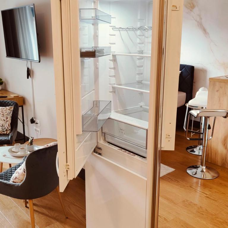 Residence - One-Bedroom Apartment - 26