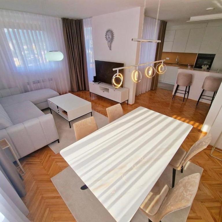 Avdina Luxury Apartment - One-Bedroom Apartment - 1