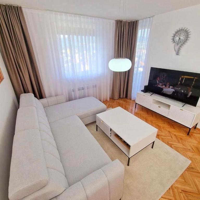 Avdina Luxury Apartment - One-Bedroom Apartment - 5