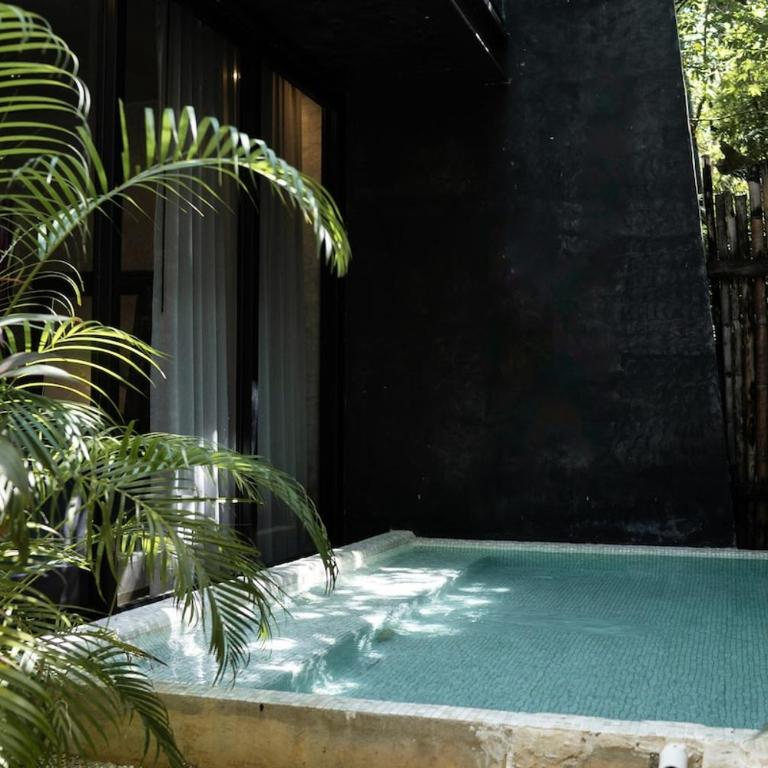 Spacious Luxury Villa, 3 Private Pools + Rooftop - Villa - 57