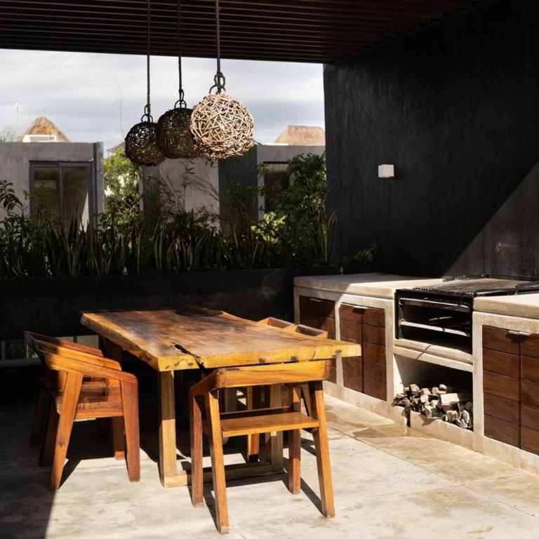Spacious Luxury Villa, 3 Private Pools + Rooftop - Villa - 12