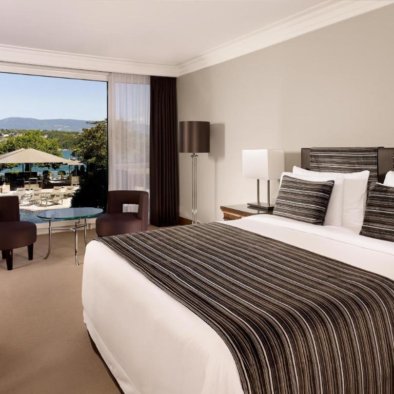 Hotel President Wilson, a Luxury Collection Hotel, Geneva - Chambre Lit King-Size ou Lits Jumeaux de Luxe avec Vue sur la Piscine - 5