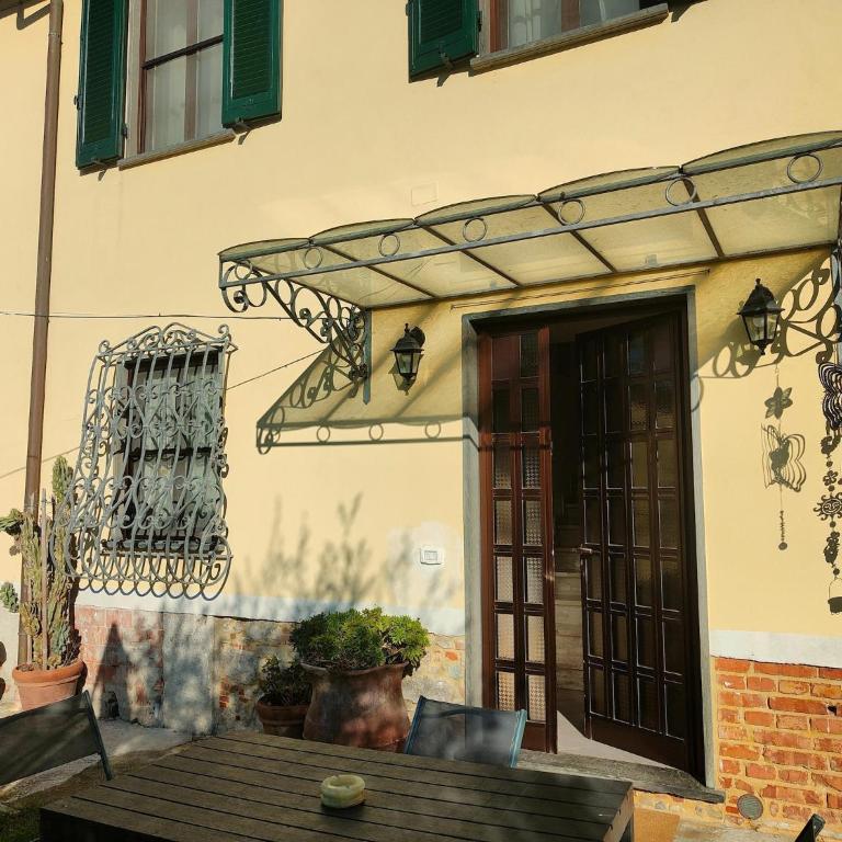 Holiday Home in Camaiore near Sandy Beaches - Two-Bedroom Holiday Home - 4