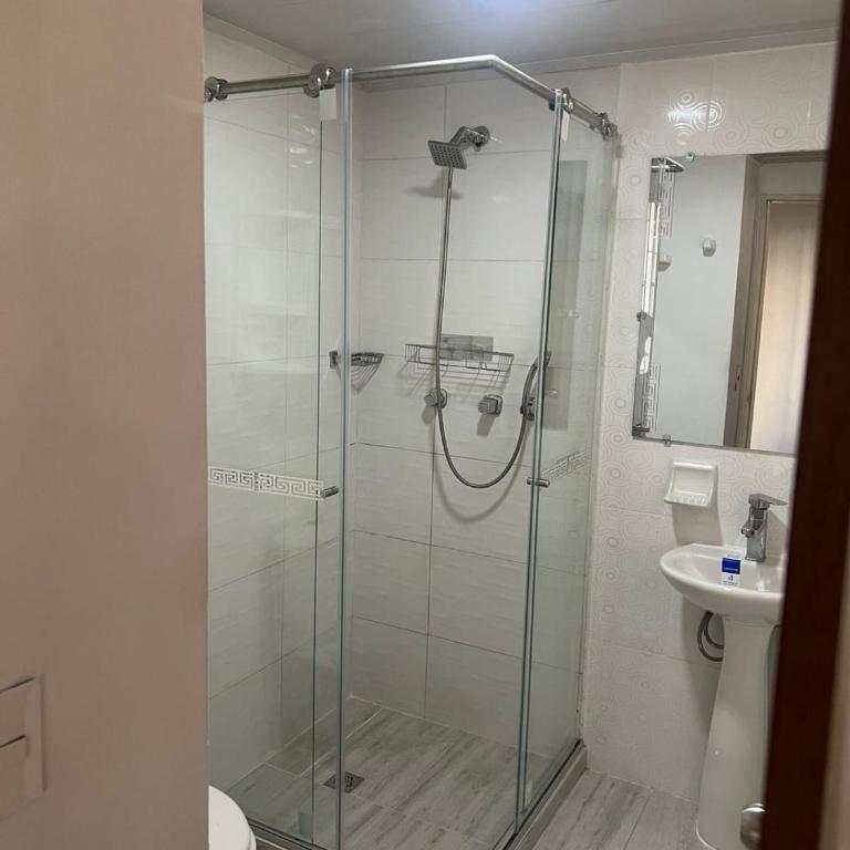 Apartamento en Ibagué Cerca Multicentro y Parque Deportivo - Three-Bedroom Apartment with View - 15