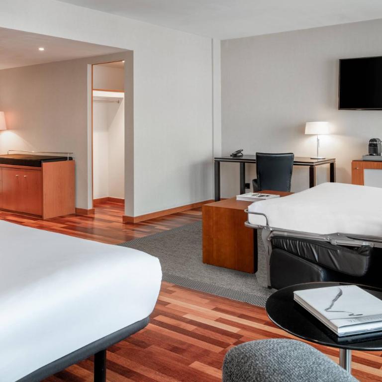 AC Hotel La Rioja by Marriott - Suite con cama extragrande y sofá cama - 9