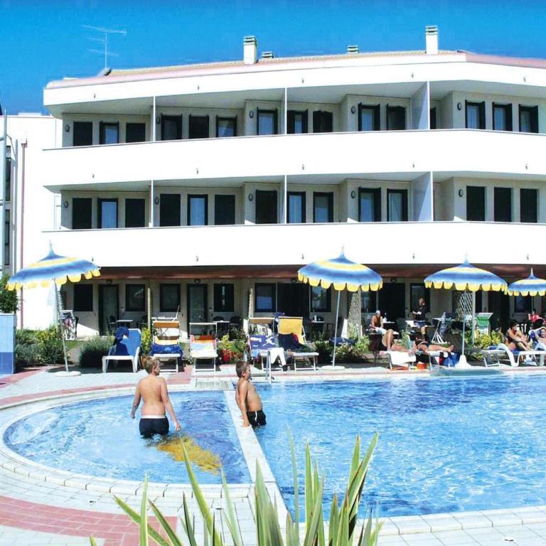 Apartment in Cavallino by Adriatic Beach - Apartment - 8