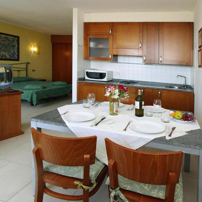 Apartment in Cavallino by Adriatic Beach - Apartment - 4