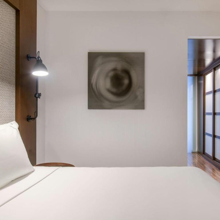 AC Hotel by Marriott Alicante - Family Junior Suite King, Junior Suite, 1 King, Sofa bed - 4