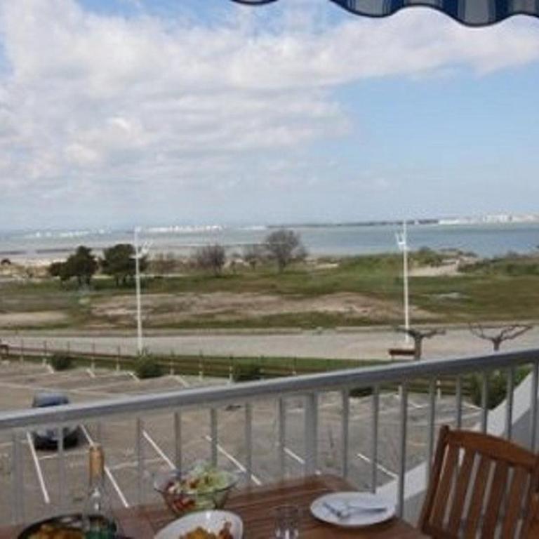 Appartement climatisé 2 pièces cabine, 6 couchages, Port Camargue - FR-1-731-115 - Apartment - 2