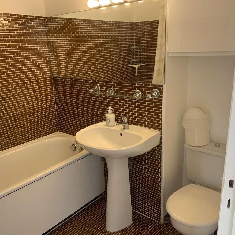 Appartement 2 pièces avec piscine pour 4 personnes - FR-1-731-116 - Apartment - 11