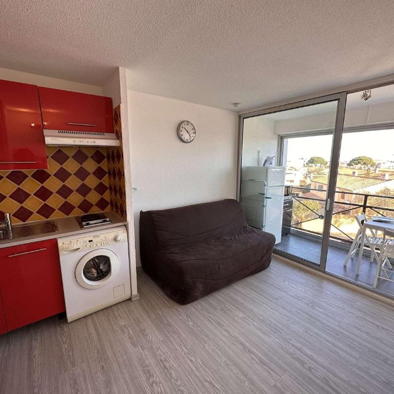 Studio cabine rénové 4 pers au Grau-du-Roi avec piscine et parking - FR-1-731-117 - Monolocale - 7