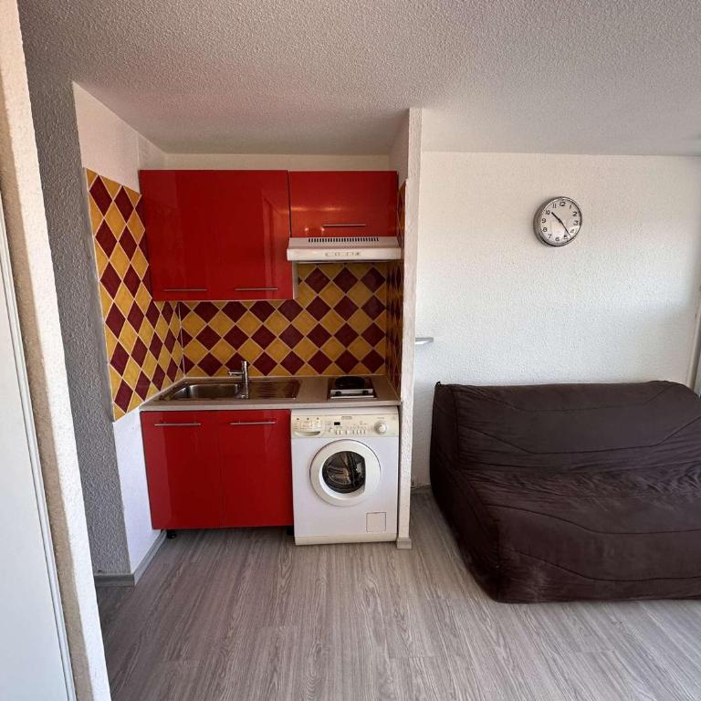 Studio cabine rénové 4 pers au Grau-du-Roi avec piscine et parking - FR-1-731-117 - Monolocale - 8