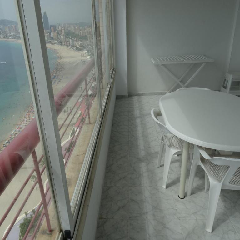 Apartamentos Beni-Beach - Apartamento de 1 dormitorio con vistas al mar (2-4 adultos) - 17