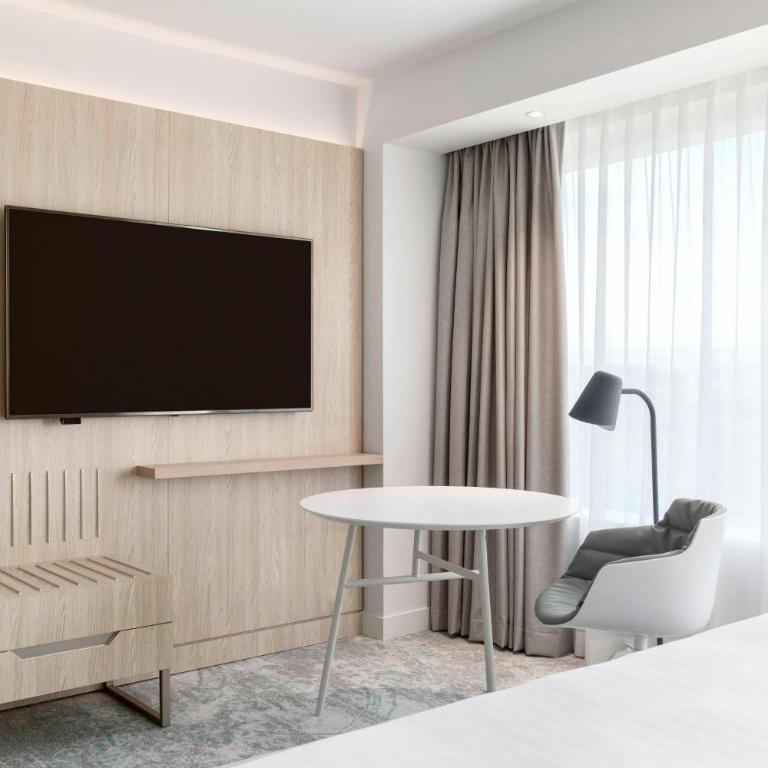 Courtyard by Marriott Paris Gare de Lyon - Chambre Lit King-Size - 2