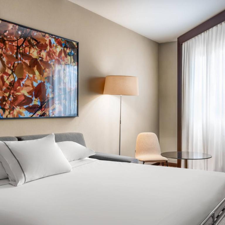 AC Hotel Oviedo Fórum by Marriott - Suite Junior con cama extragrande - 6